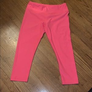 NWOT Neon Pink Cropped Leggings